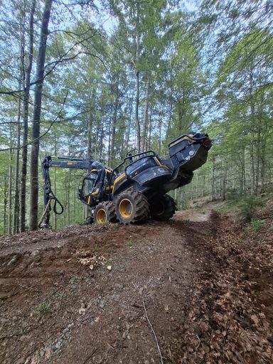 Vollernter bei der Arbeit